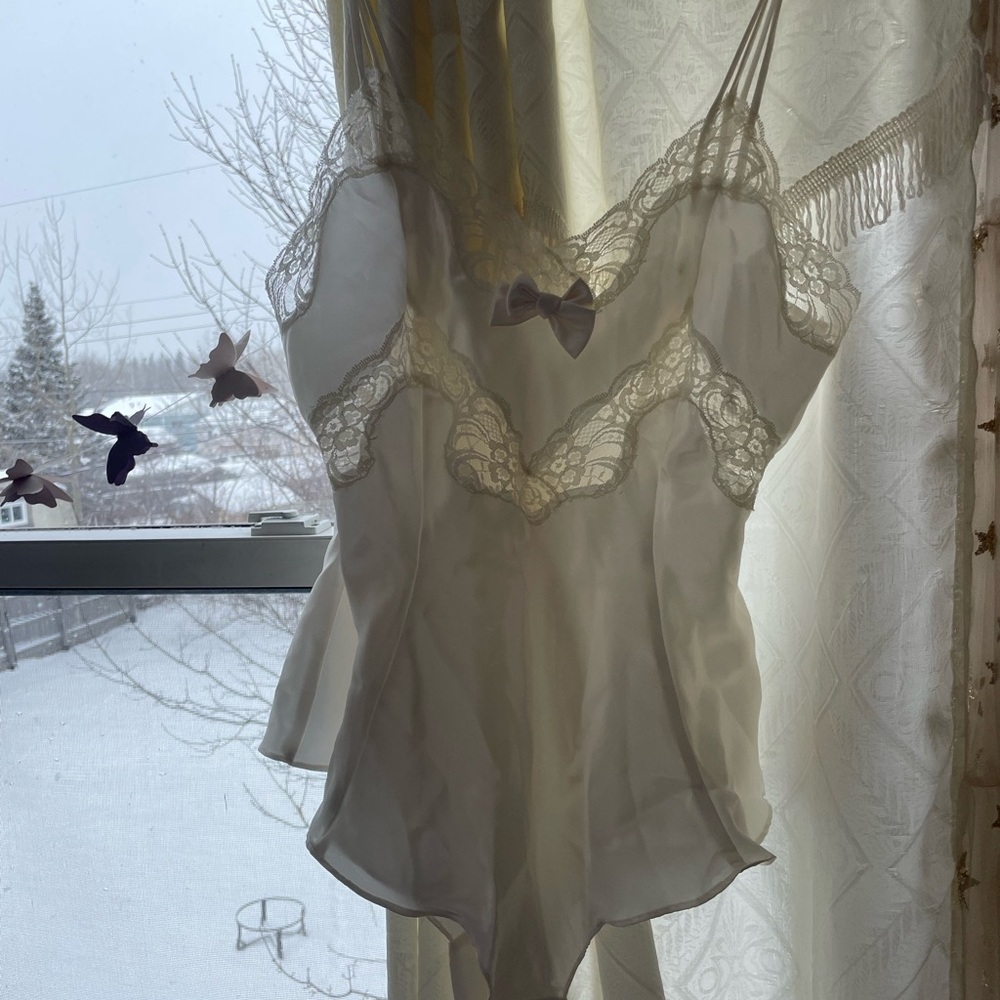 La SENZA Creamy White Lace Chemise